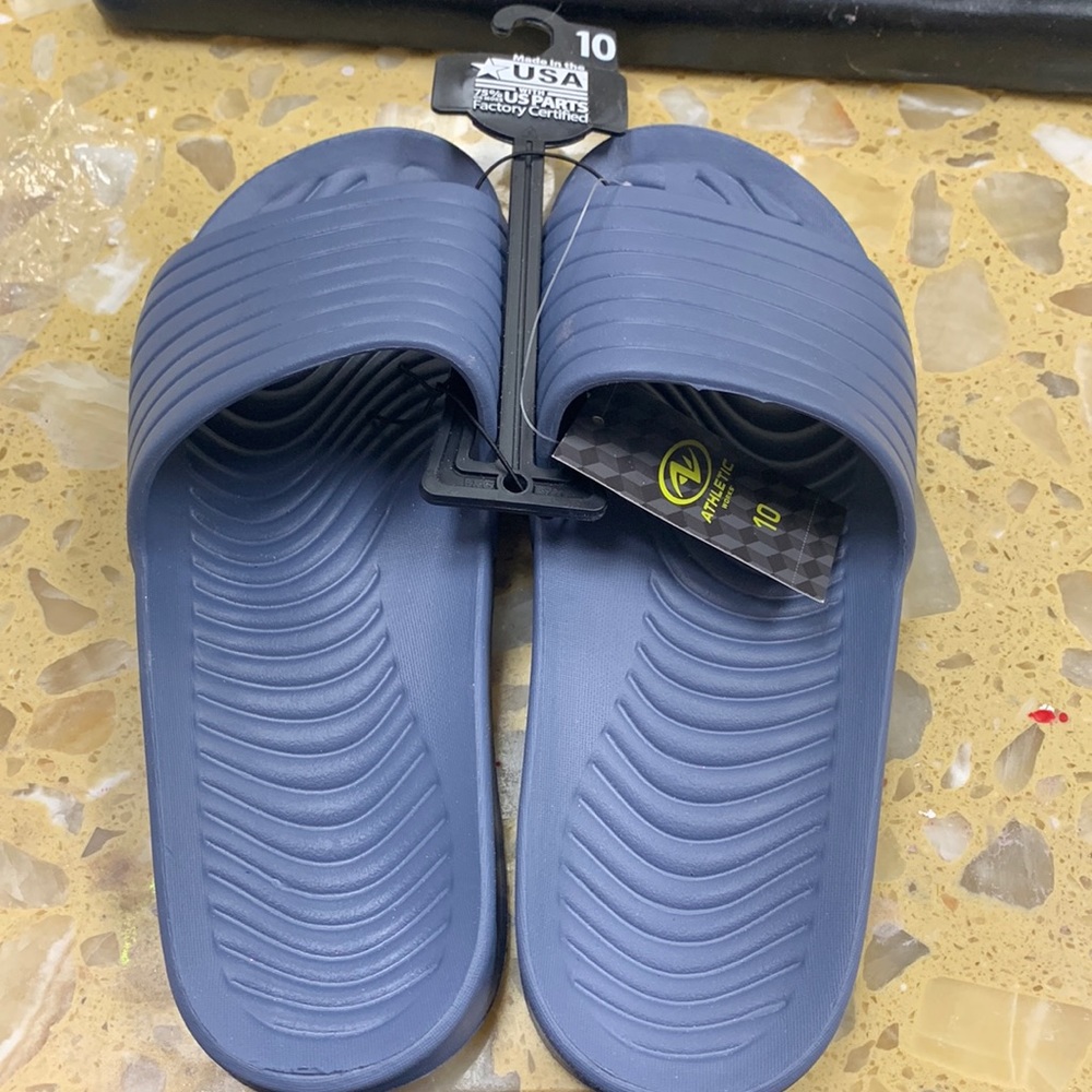 Grey/Blue slides